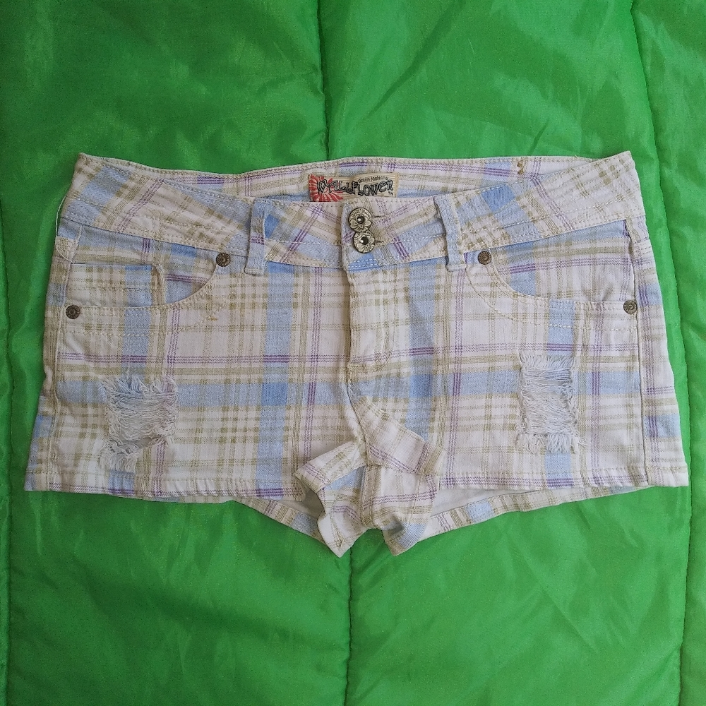 WALLFLOWER PLAID SHORT SHORTS JR SZ 7